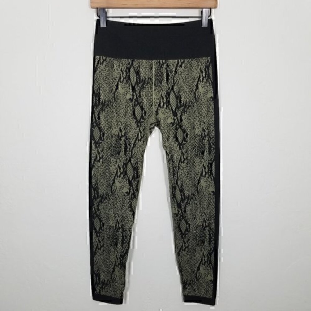 Fabletics Snake Print Animal Print Legging Size M